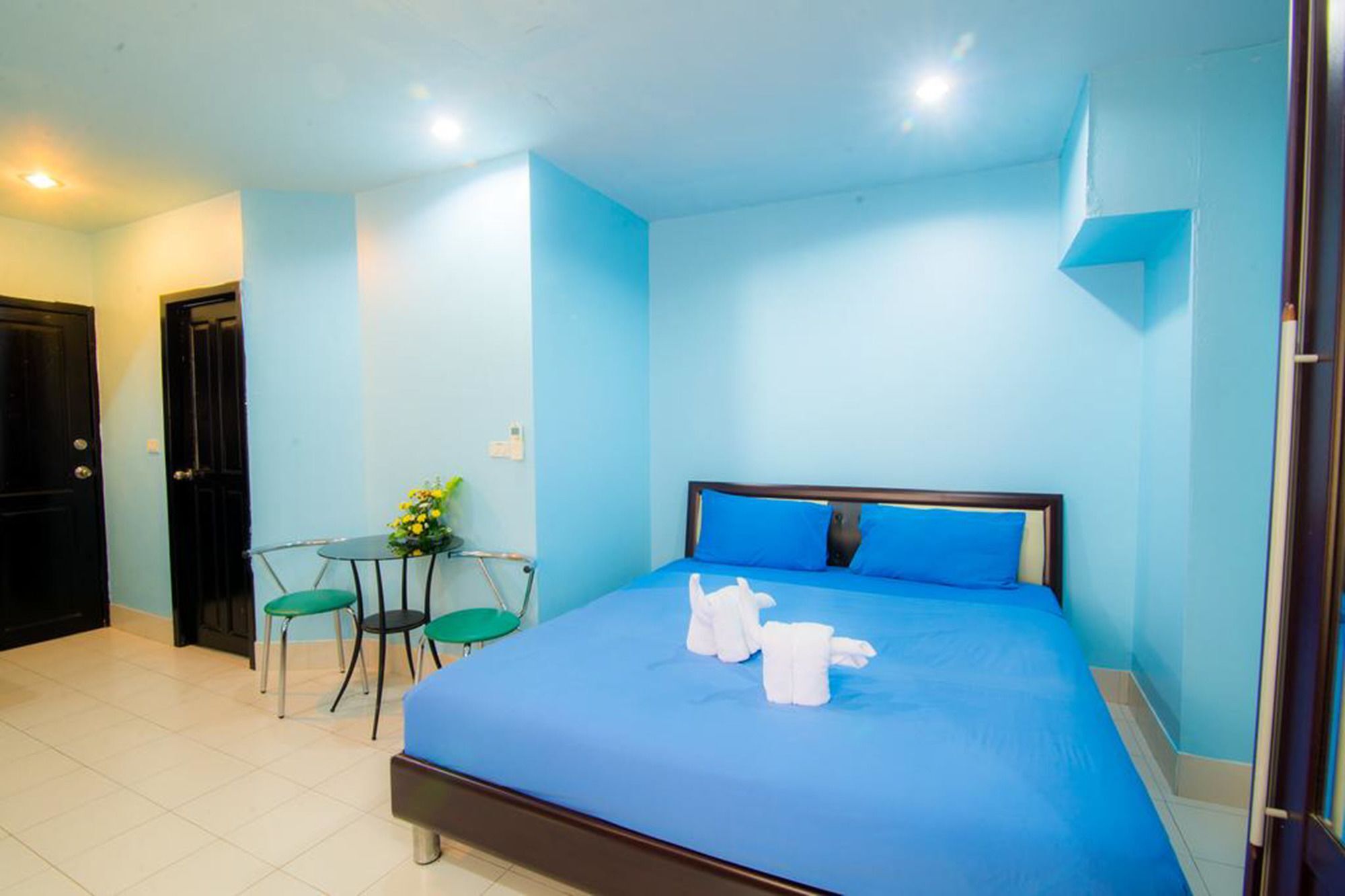 De Apartment Паттая Екстер'єр фото